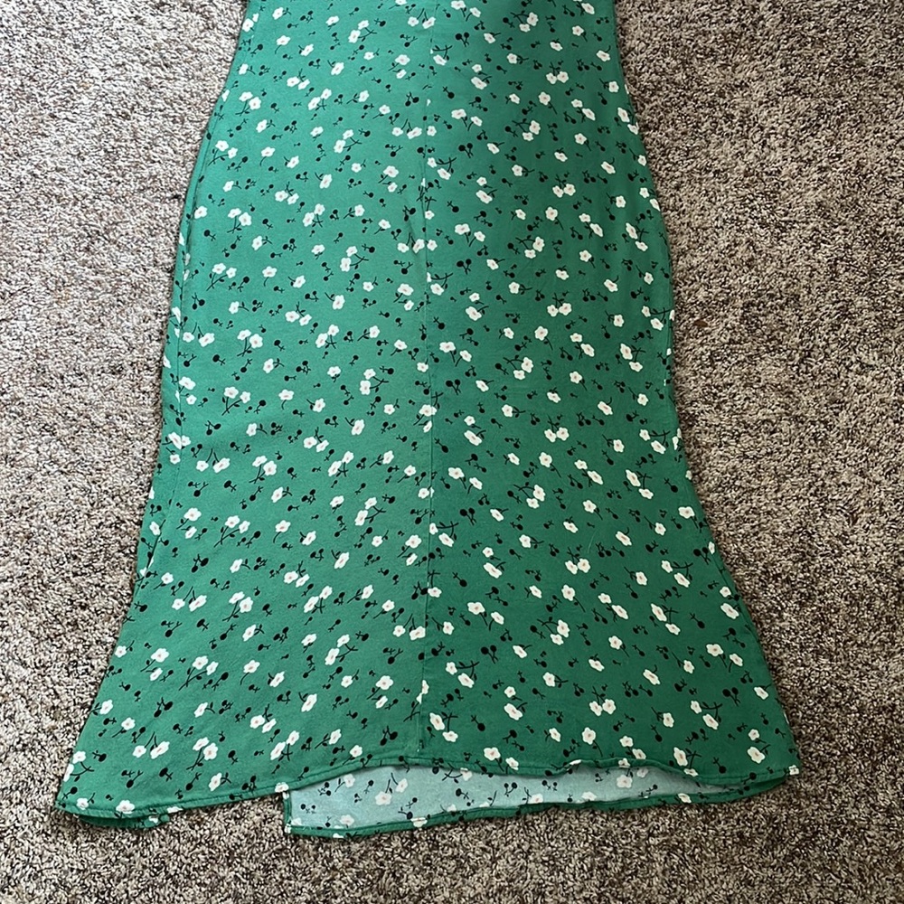 ❌Sold❌Reformation green floral midi slip dress size 6 - Picture 9 of 17